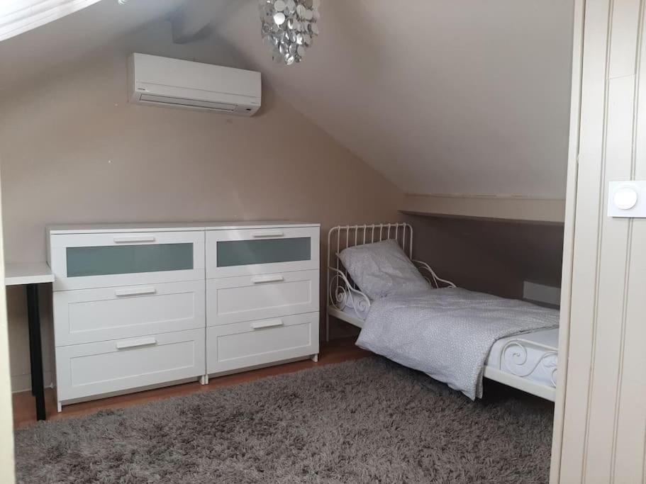 Holiday home Maison Elisabethville Aubergenville
